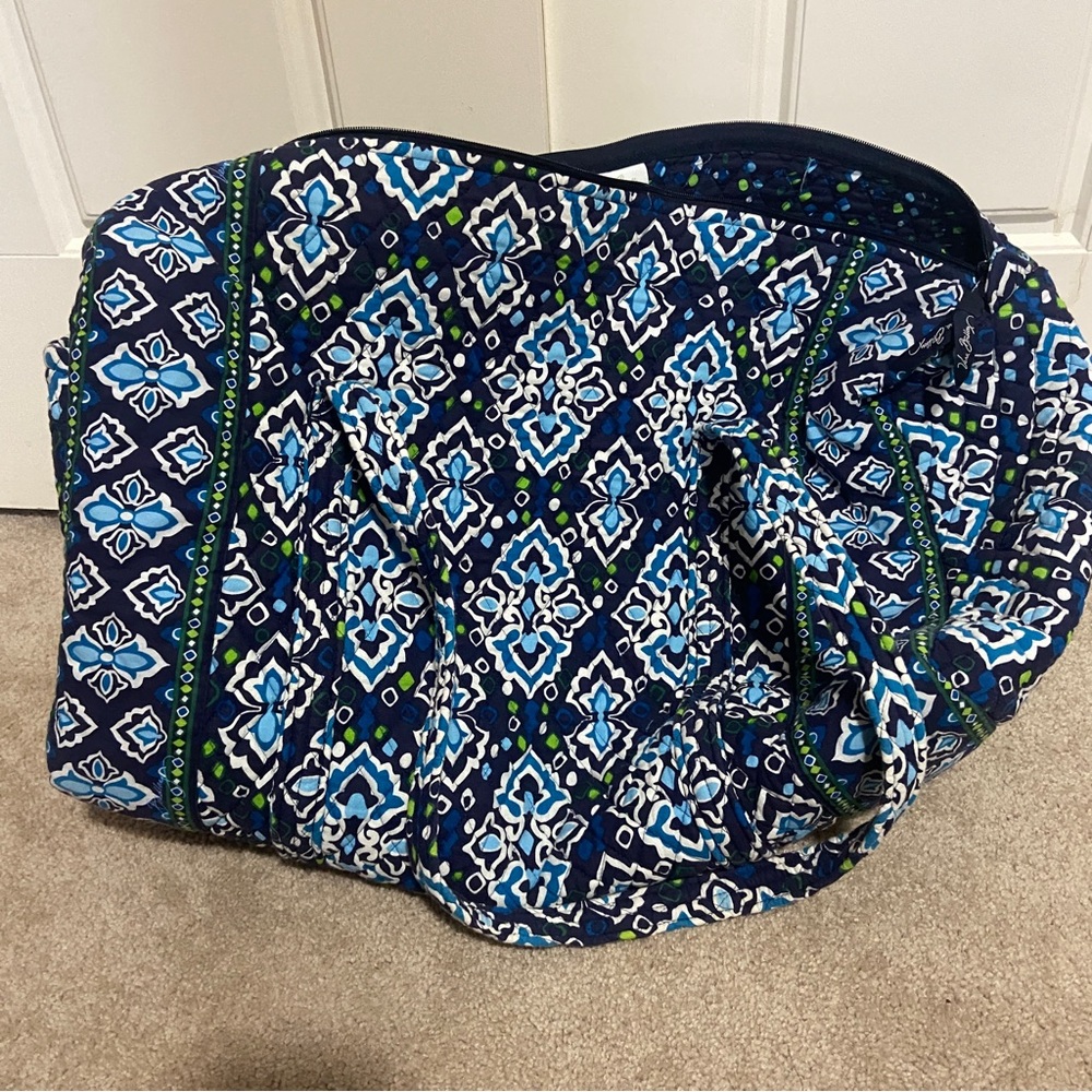 Vera bradley large duffel bag